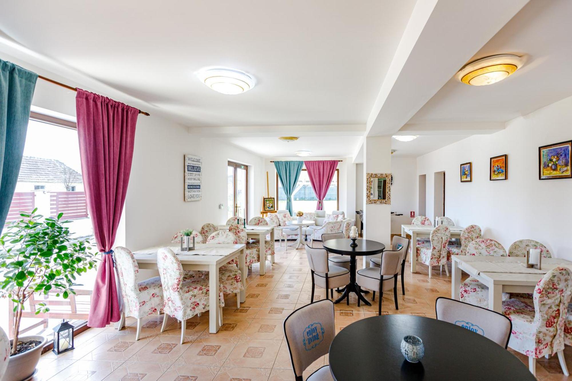 Hotel Gasthaus Sacalaz à Timişoara Extérieur photo